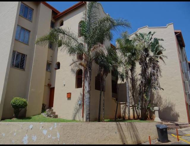 2 BEDROOM PROPERTY TO RENT IN HELDERKRUIN